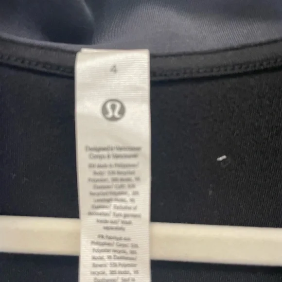 Lululemon Brushed Softstreme Half Zip - Size 4 - Black - Picture 7 of 16